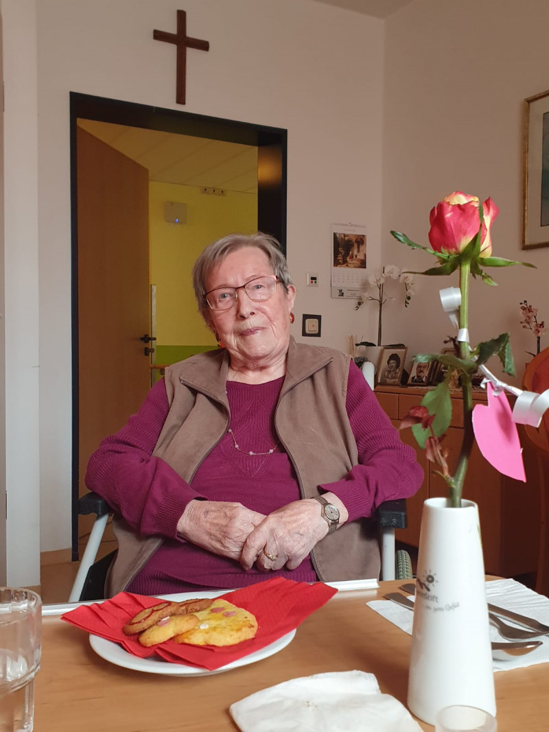 Fr. schimmel.jpg