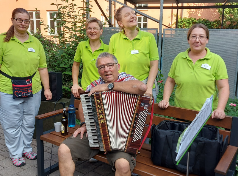 Musik und Betreuung.jpg