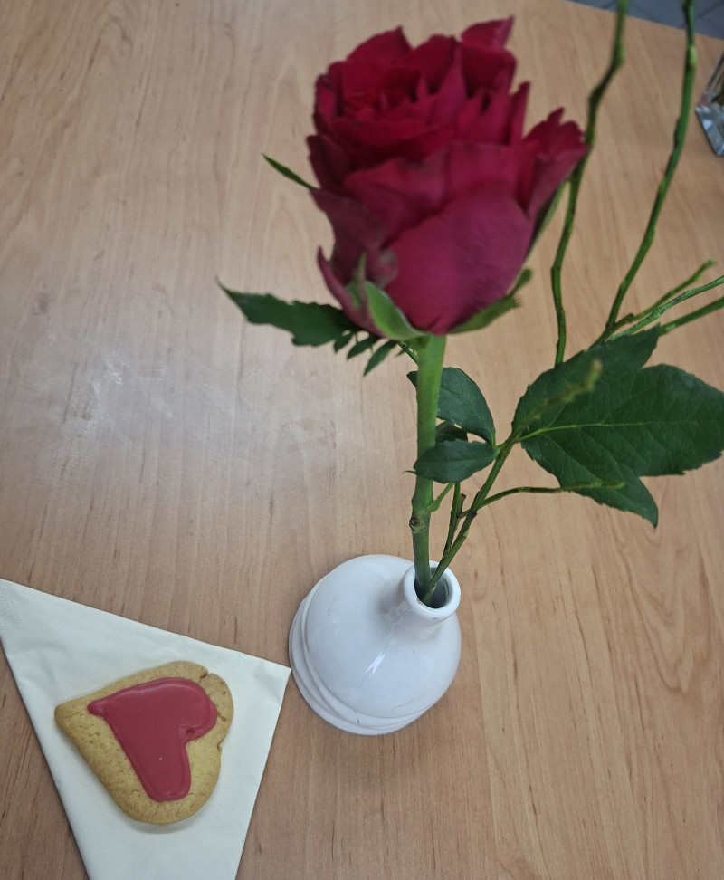 Rose mit herz.jpg